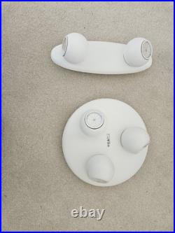 Indoor white 3 and 2 lamp ceiling LED dimmable spot lights Indoor white 3 and 2 lamp ceiling LED dimmable spot lights