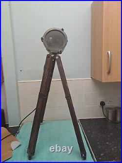 Industrial Naval Military SpotLight Ajustable Tripod Floor Lamp Working