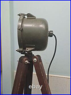 Industrial Naval Military SpotLight Ajustable Tripod Floor Lamp Working