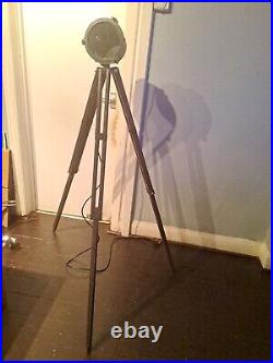 Industrial Naval Military SpotLight Ajustable Tripod Floor Lamp Working