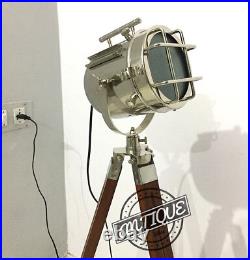 LED NIGHT BEDSIDE FLOOR LAMP with WOODEN TRIPOD VINTAGE NAUTICAL SPOT SEARCHLIGHT