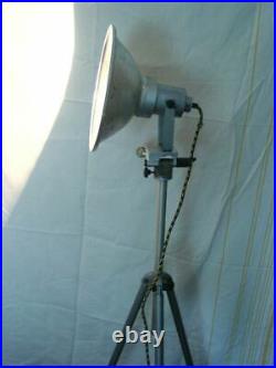 Loft lamp tripod standing tripod lamp searchlight industrial spotlight ALU SPOT