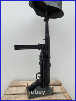 MP40 gun lamp helmet Wehrmacht german stahlhelm pistol Ak47