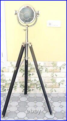 Retro Spot Search Light on Tripod Classic Metal Floor Lamp for Studio Reading