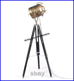 Royal Vintage Designers Spotlight Searchlight With Tripod Lamp Stand