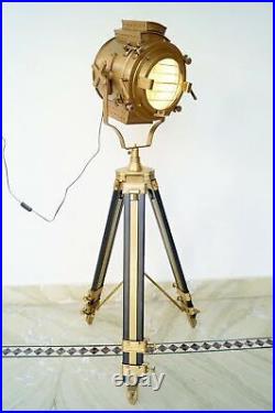 Spot Light Wooden Tripod Floor Lamp Decorative Gift for Home Office Decoration