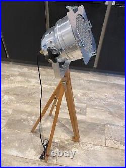 Theatre style fully adjustable wooden tripod lamp. Searchlight. Spotlight