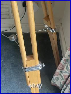 Tripod Spotlight Floor Lamp Fully Functional, Extendable