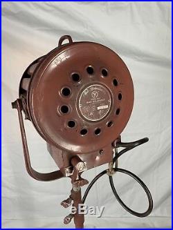 VINTAGE ORIGINAL 1950s MOVIE SPOT LIGHT FLOOR STANDING LAMP